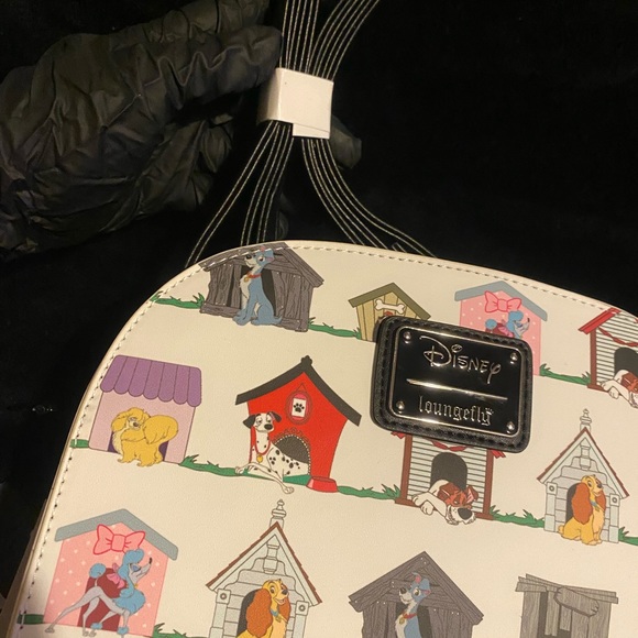 Loungefly X Disney Dogs of Disney crossbody bag - Picture 6 of 14